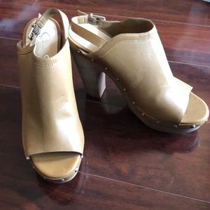 Jessica Simpson Tan Open back Wedges